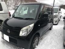 2011 Nissan ROOX