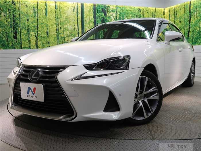 2017 Lexus IS