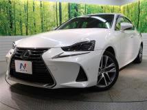 2017 Lexus IS