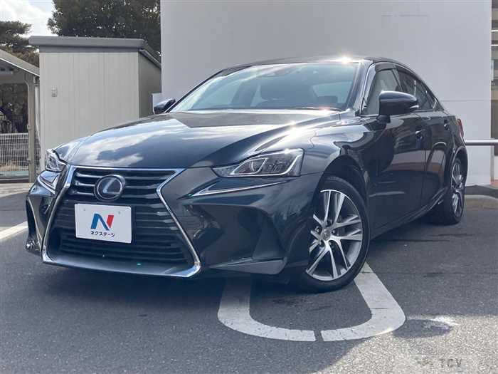 2017 Lexus IS