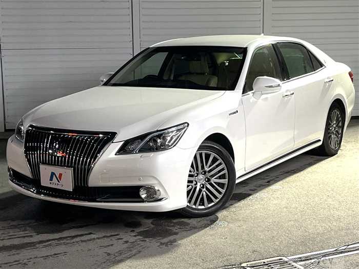 2015 Toyota Crown Majesta