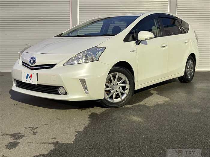 2014 Toyota PRIUS α