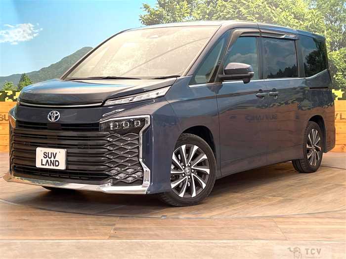 2022 Toyota Voxy