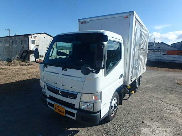 2017 Mitsubishi Canter