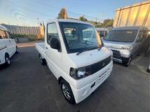 2006 Mitsubishi Minicab Truck