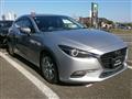 2017 Mazda Axela