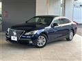 2013 Toyota Crown Hybrid