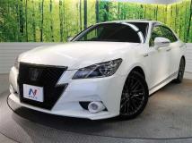 2015 Toyota Crown Hybrid