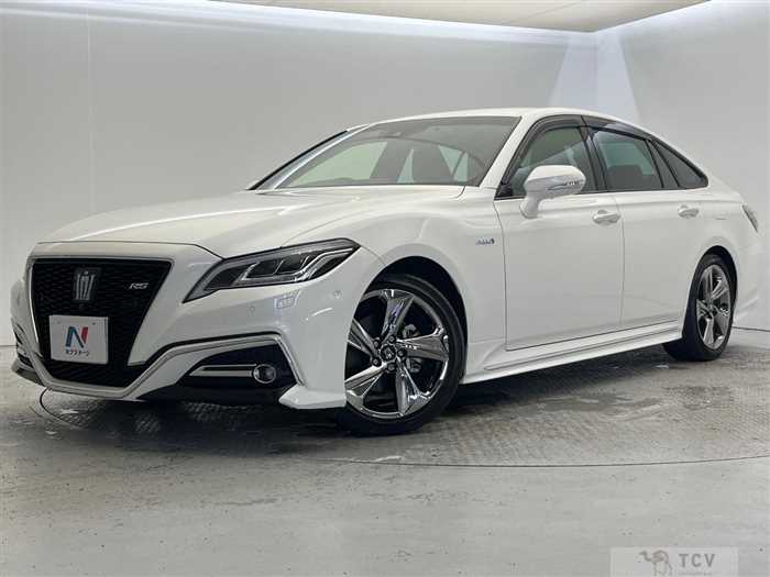 2018 Toyota Crown Hybrid