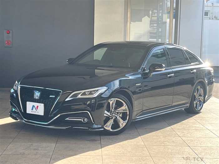 2019 Toyota Crown Hybrid