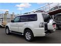 2013 Mitsubishi Pajero