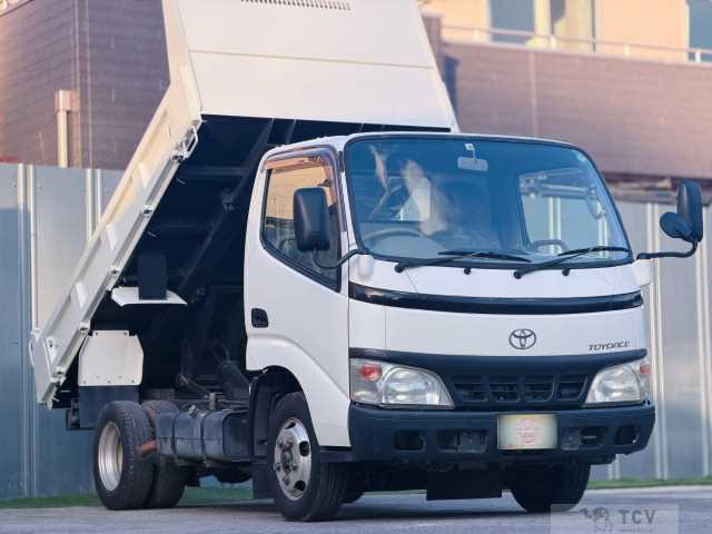 2004 Toyota Toyoace