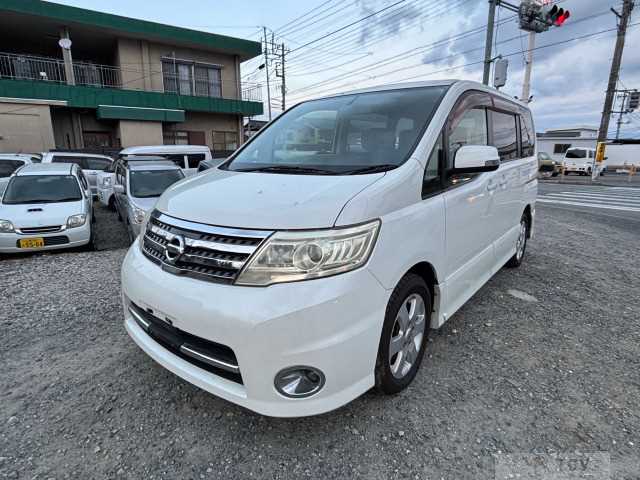 2008 Nissan Serena