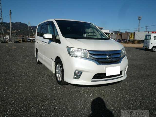 2012 Nissan Serena