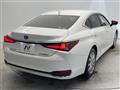 2019 Lexus ES