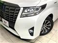 2017 Toyota Alphard Hybrid