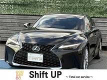 2023 Lexus IS