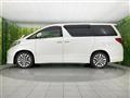 2013 Toyota Alphard