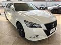 2014 Toyota Crown Hybrid