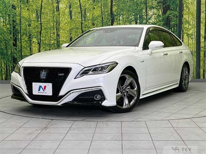 2018 Toyota Crown Hybrid