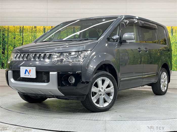 2015 Mitsubishi Delica D5