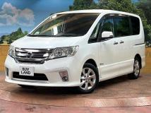 2013 Nissan Serena