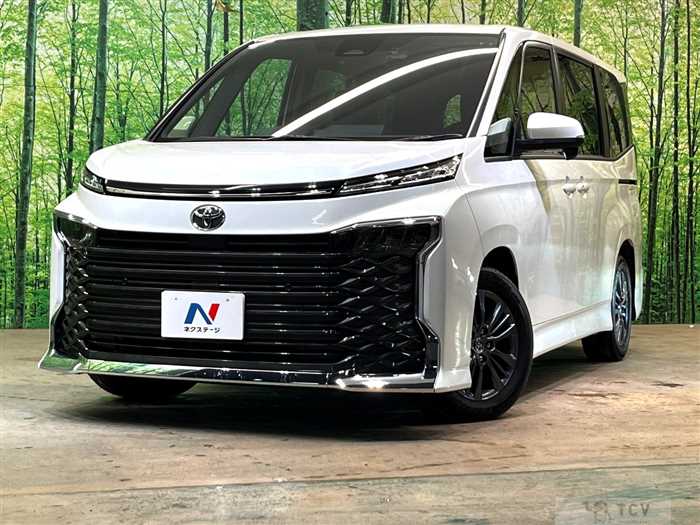 2025 Toyota Voxy