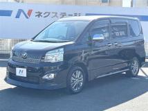 2013 Toyota Voxy