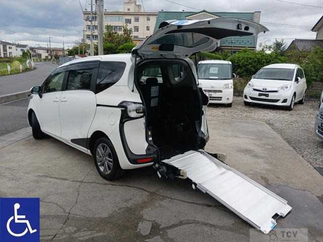 2016 Toyota Sienta