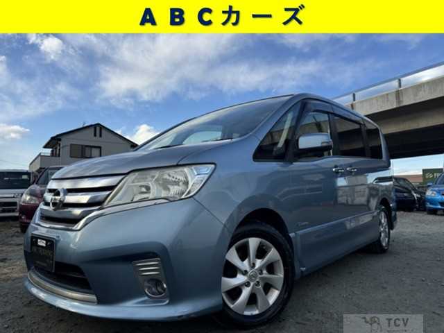 2013 Nissan Serena