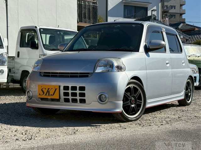 2010 Daihatsu Esse