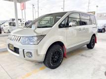 2017 Mitsubishi Delica D5
