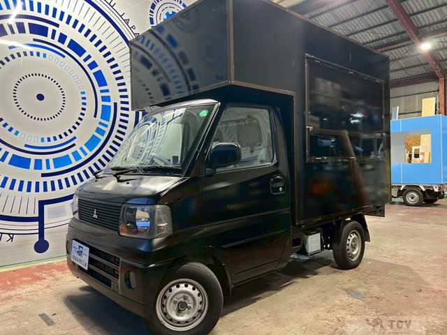 2004 Mitsubishi Minicab Truck