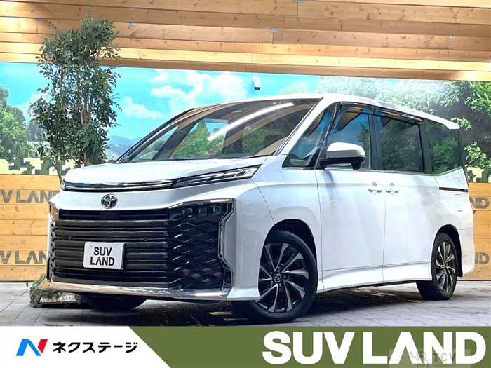 2022 Toyota Voxy