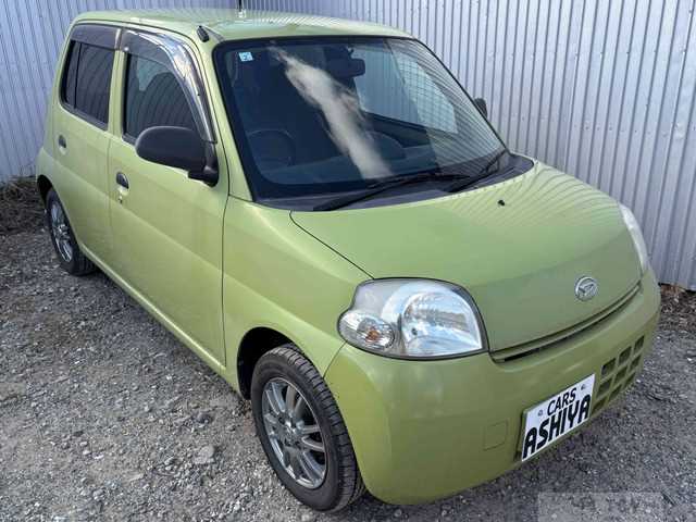 2009 Daihatsu Esse