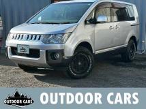 2010 Mitsubishi Delica D5