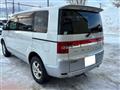 2008 Mitsubishi Delica D5