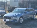 2017 Volvo V90