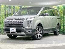 2019 Mitsubishi Delica D5