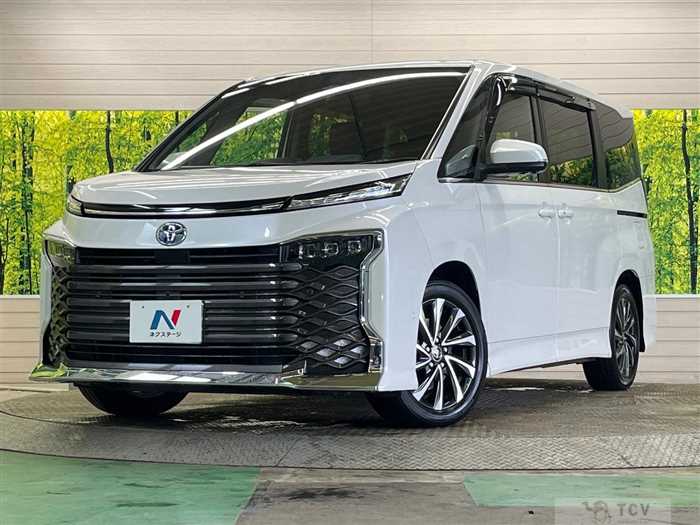 2023 Toyota Voxy