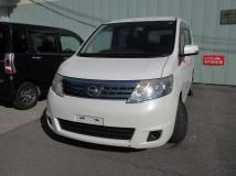 2009 Nissan Serena
