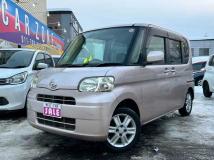 2011 Daihatsu Tanto