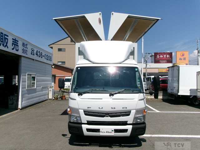 2016 Mitsubishi Canter