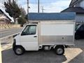 2004 Mitsubishi Minicab Truck