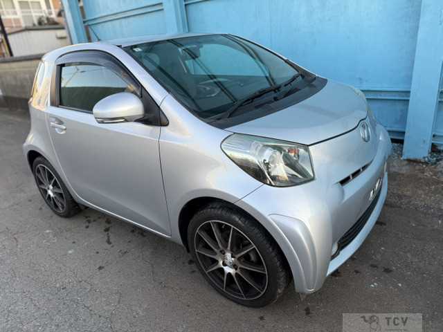 2009 Toyota IQ