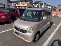 2010 Nissan ROOX