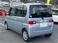 2011 Daihatsu Tanto