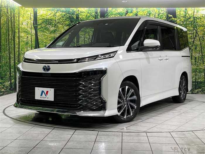 2023 Toyota Voxy
