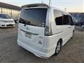 2012 Nissan Serena