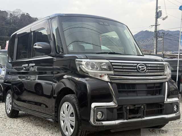 2016 Daihatsu Tanto Custom